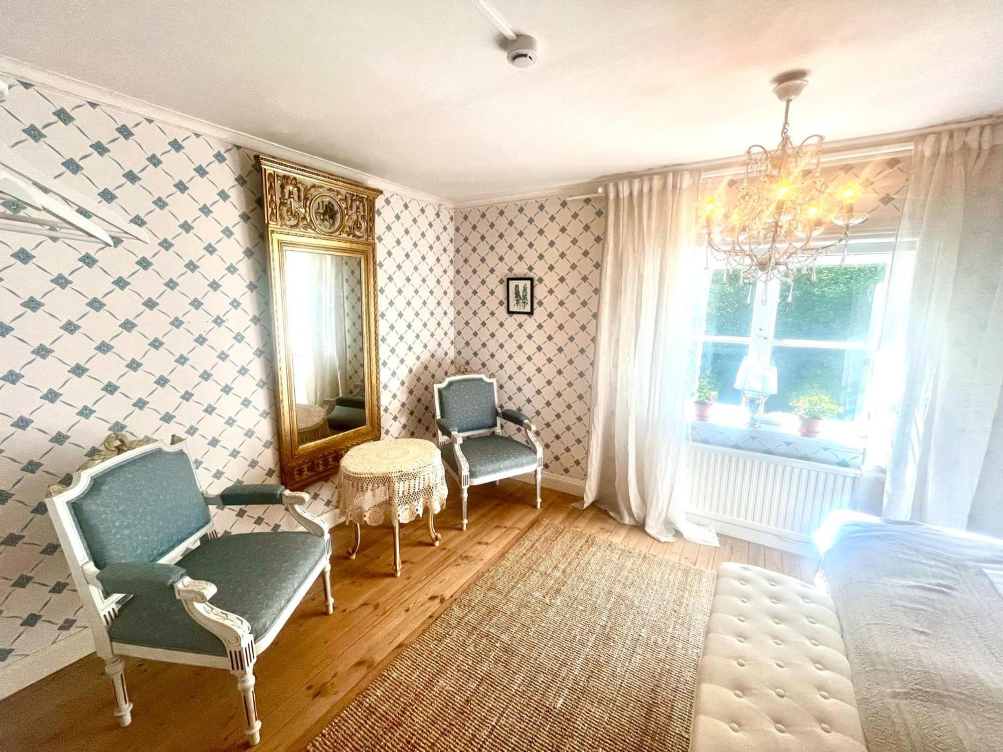 Loevstabruks Vaerdshus Och Brukshotellet Aenkehuset Eksteriør bilde